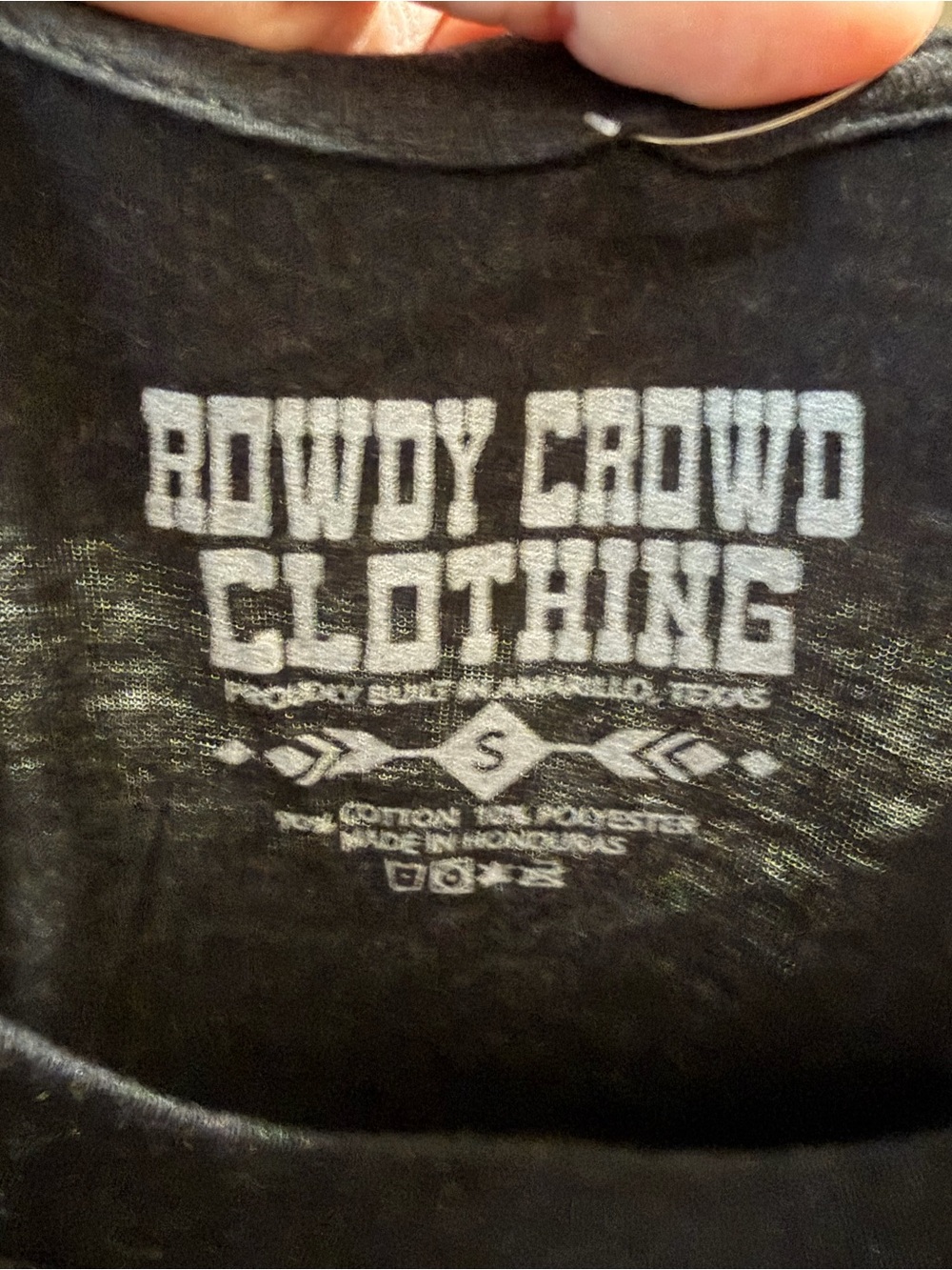 Rowdy Crowd Made For Walkin’ Tee - Picture 4 of 8